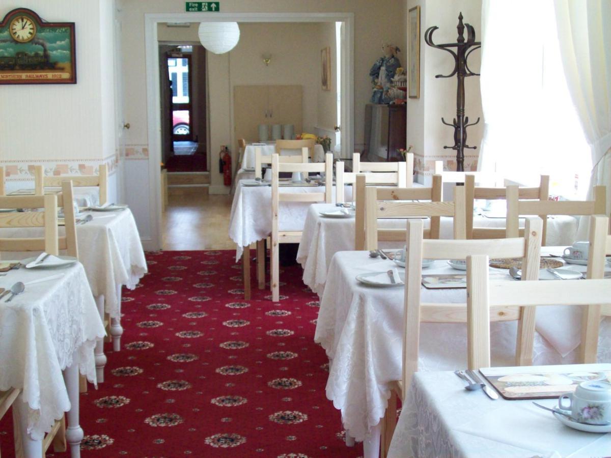 St Davids Llandudno Hotel ภายนอก รูปภาพ